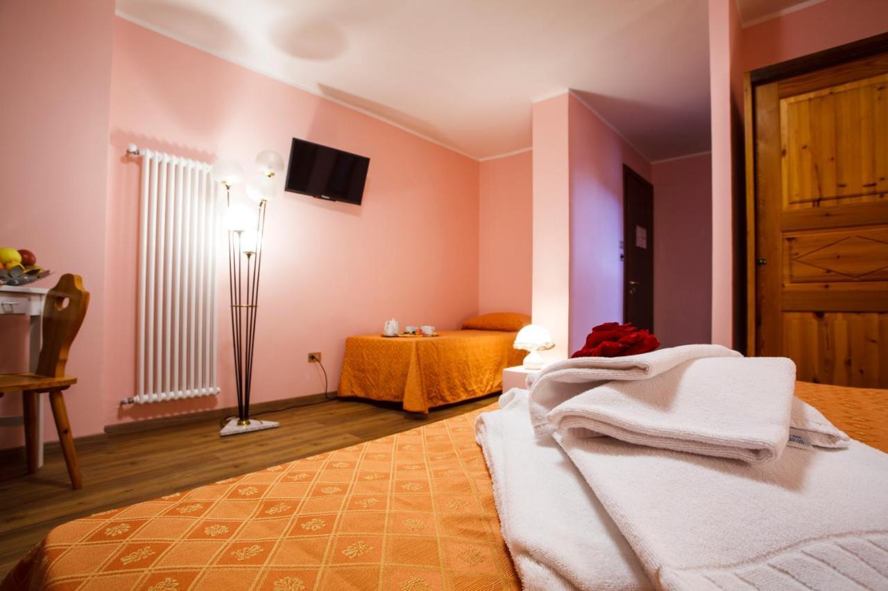 Hotel Olimpic Sestriere Exterior photo